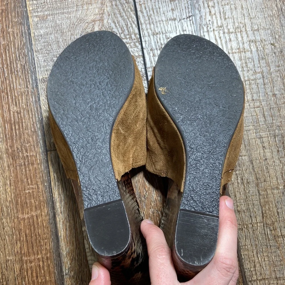 Bandolino Suede Platform Sandals Size 9